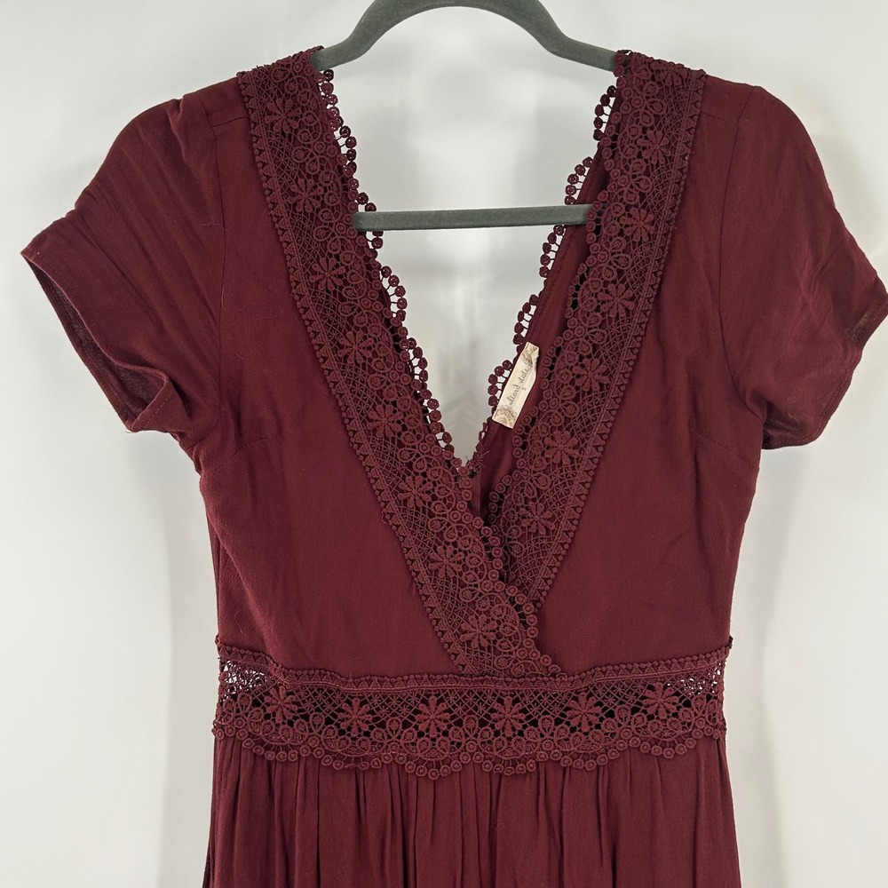 Altar'd State Womens Burgundy Crochet Lace V-Neck Tiered Boho Maxi Dress Small